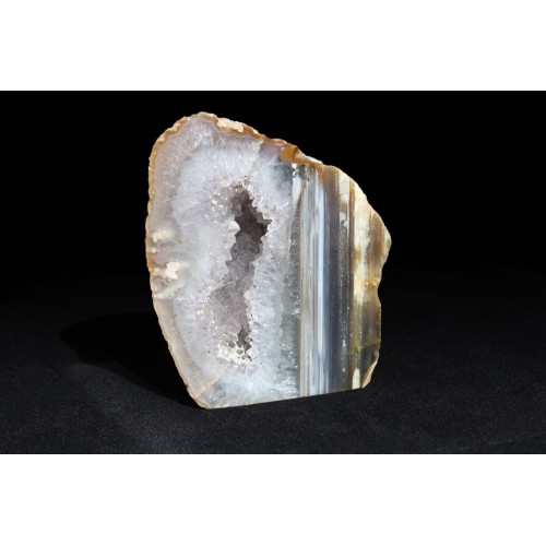 минерал Агат - оникс с кварцевой жеодой 4х9х12 см