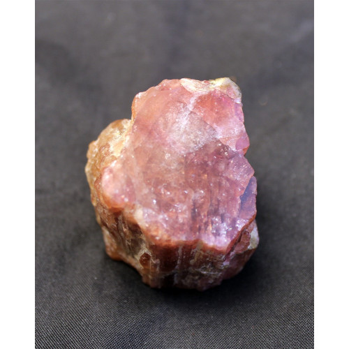 минерал Турмалин 3х2.7х3 см
